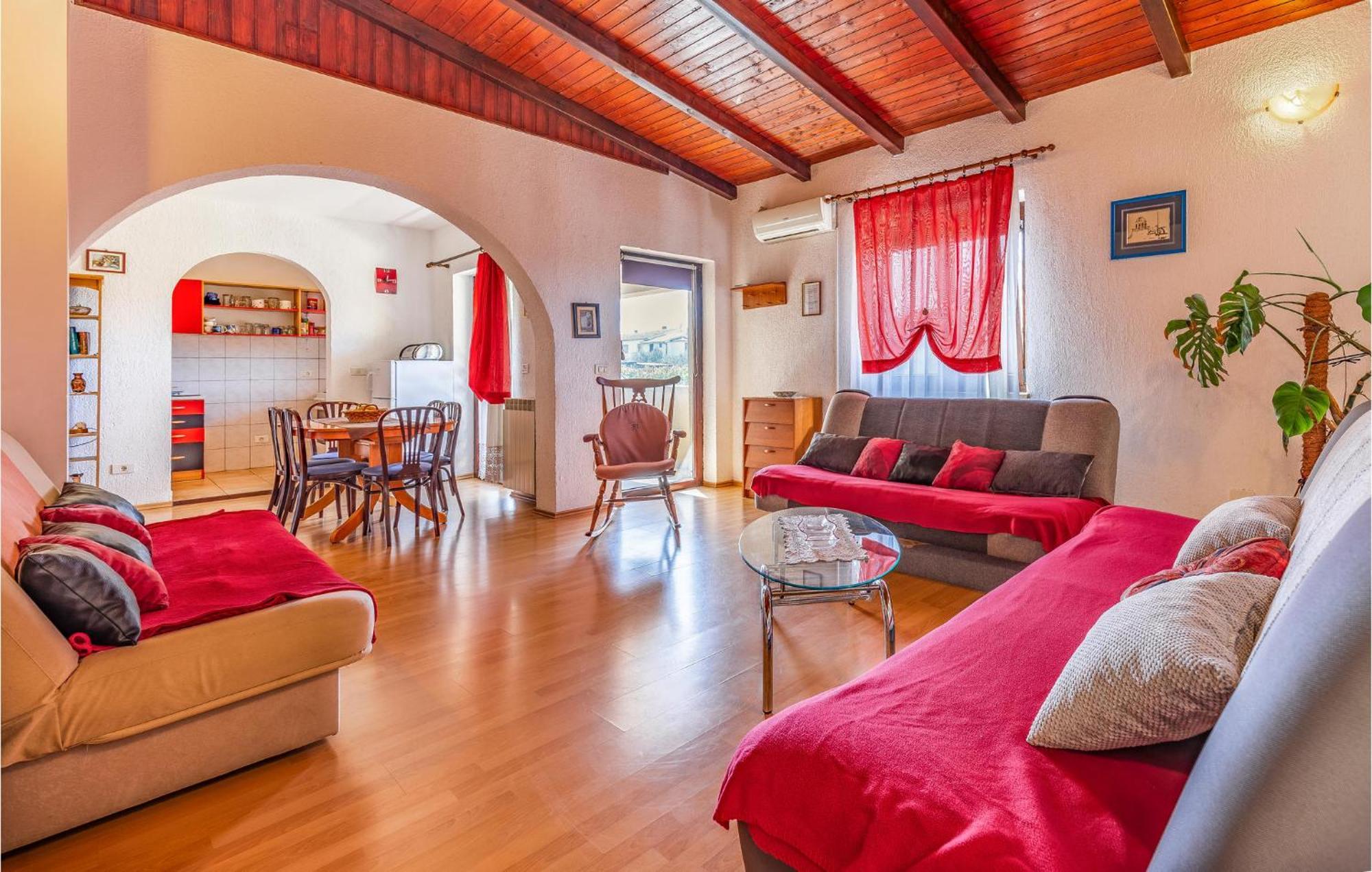 Gorgeous Apartment In Pula With Kitchen Εξωτερικό φωτογραφία