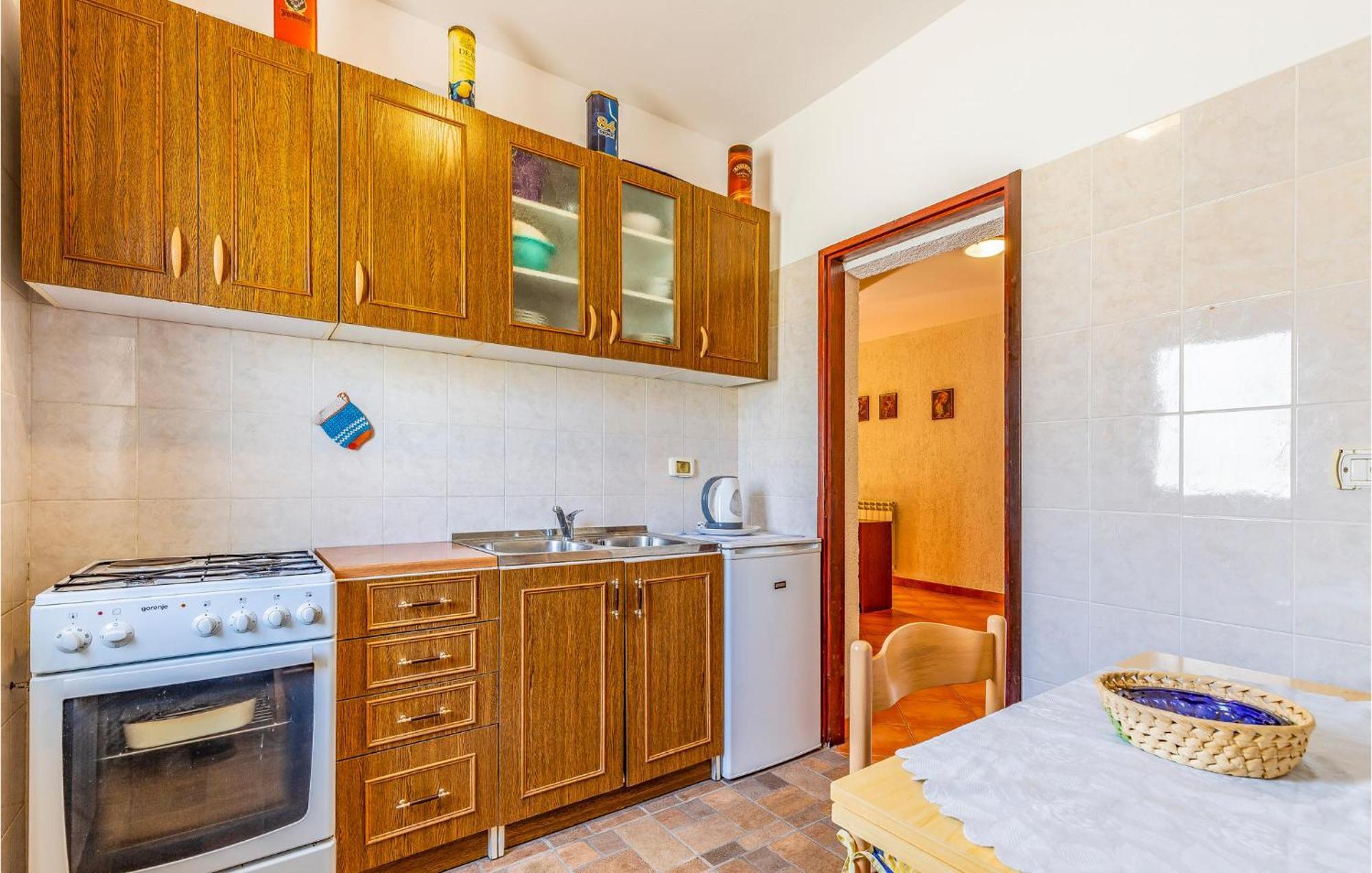 Gorgeous Apartment In Pula With Kitchen Εξωτερικό φωτογραφία