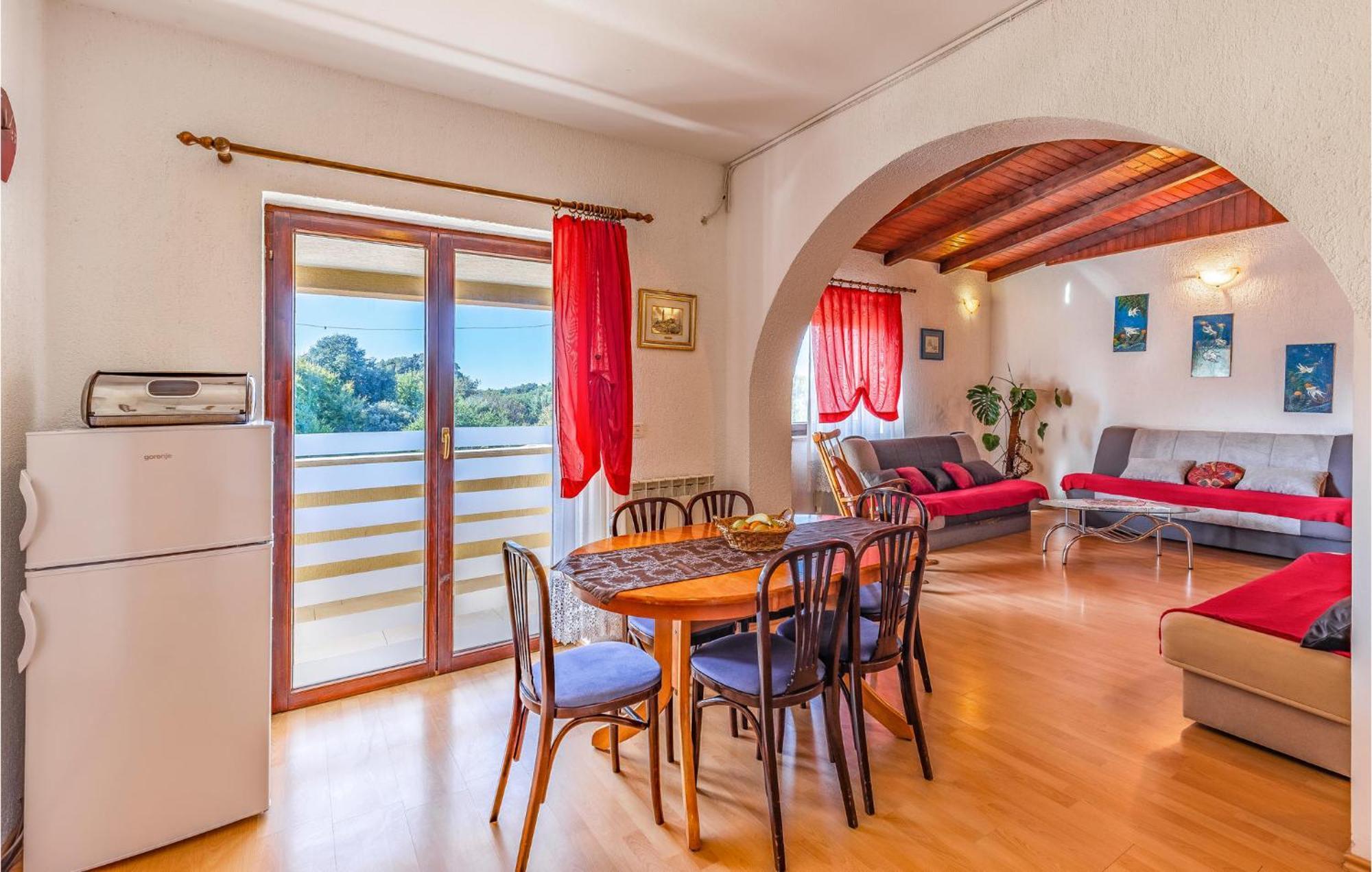 Gorgeous Apartment In Pula With Kitchen Εξωτερικό φωτογραφία
